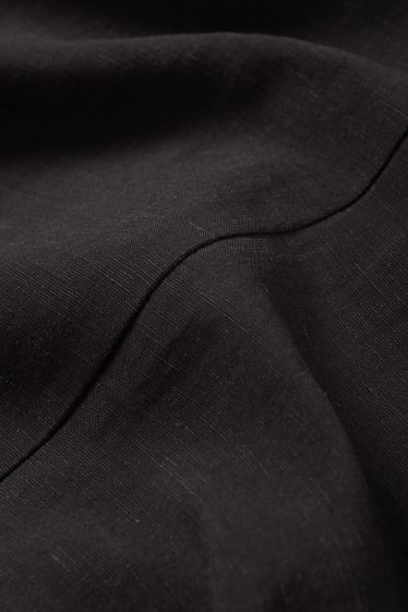 Dámské - Šaty s výstřihem ve tvaru V - černá