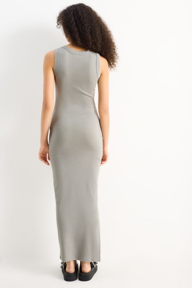 Teens & young adults - CLOCKHOUSE - bodycon dress - gray