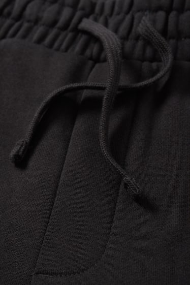 Men - Cargo sweat shorts - black