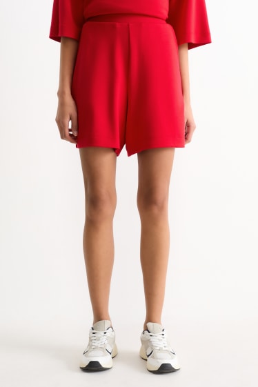 Women - Basic sweat shorts - mid-rise waist - dark red