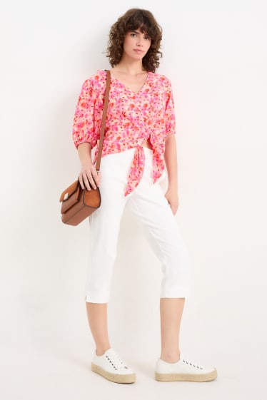 Women - Capri trousers - mid-rise waist - slim fit - cremewhite