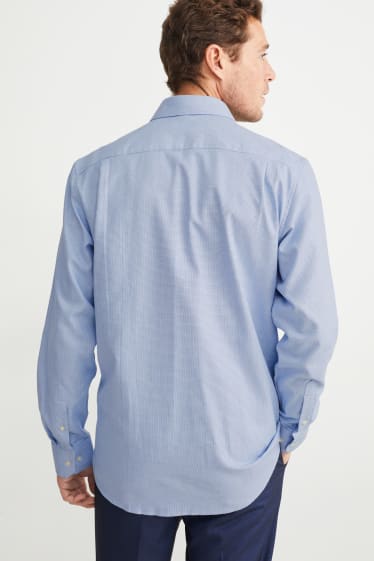 Herren - Businesshemd - Regular Fit - Cutaway - bügelleicht - hellblau