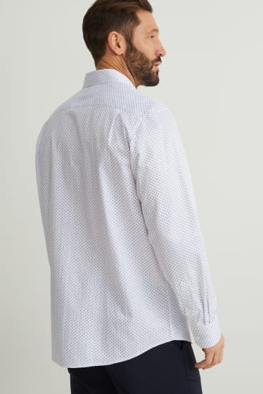 Herren - Businesshemd - Regular Fit - Cutaway - bügelleicht - weiß