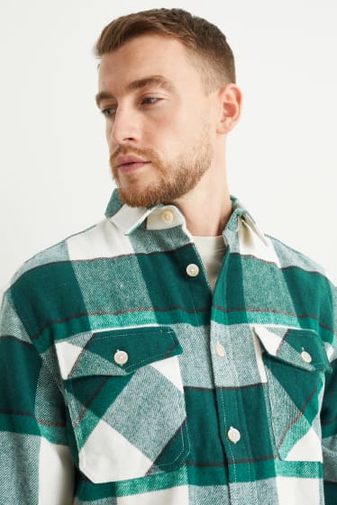 Hommes - Chemise en flanelle - regular fit - col kent - à carreaux - vert / blanc crème