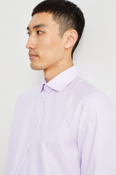 Herren - Businesshemd - Regular Fit - Cutaway - bügelleicht - hellviolett