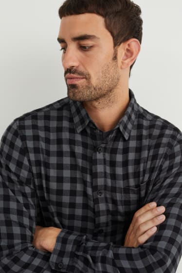 Men - Flannel shirt - regular fit - Kent collar - check - black