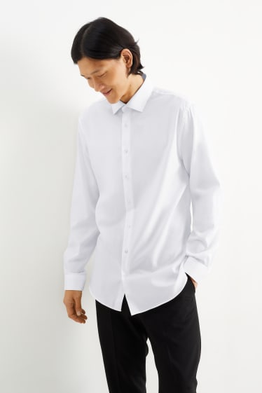 Herren - Businesshemd - Slim Fit - Cutaway - bügelleicht - weiß