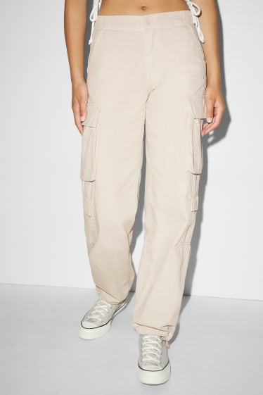 Dames - Cargobroek - mid waist - relaxed fit - licht beige