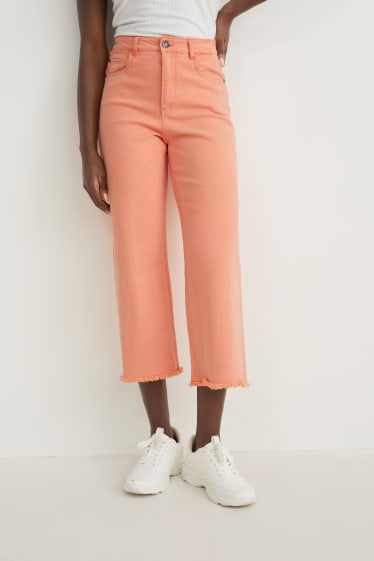 Women - Wide leg jeans - high waist - coral