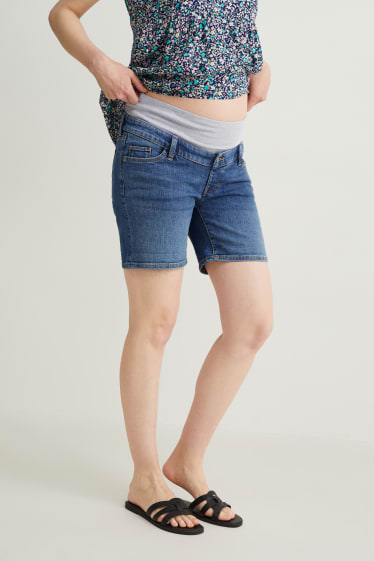 Femmes - Jean de grossesse - short en jean - LYCRA® - jean bleu