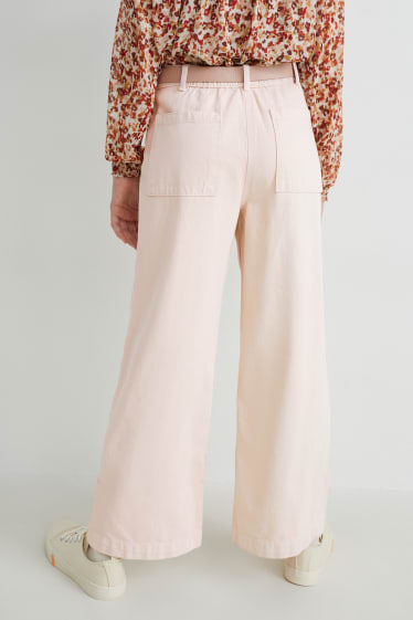 Kinder Mädchen - Wide Leg Jeans mit Gürtel - rosa