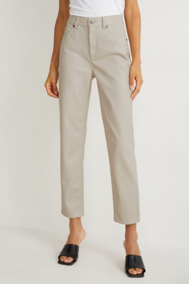 Damen - Hose - High Waist - Straight Fit - Lederimitat - hellbeige