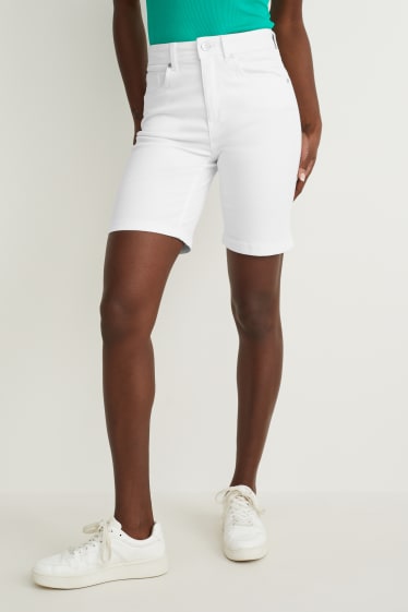 Women - Bermuda shorts - high waist - white