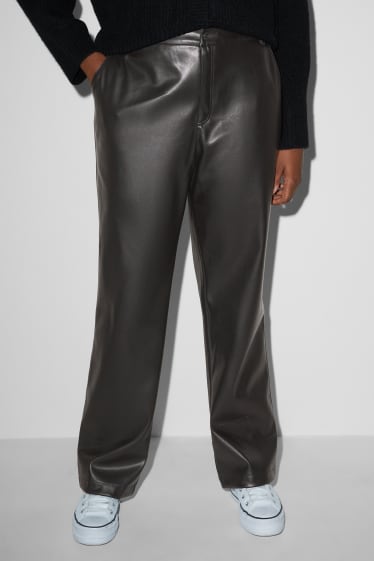 Dona - Pantalons - mid waist - straight fit - pell sintètica - negre