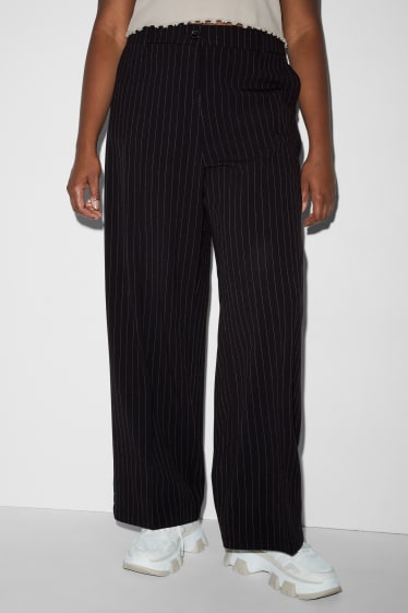 Femmes - CLOCKHOUSE - pantalon en toile - mid waist - straight fit - noir