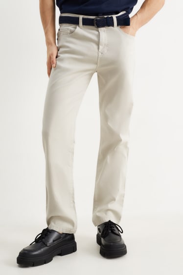 Pánské - Kalhoty s páskem - regular fit - krémově bílá