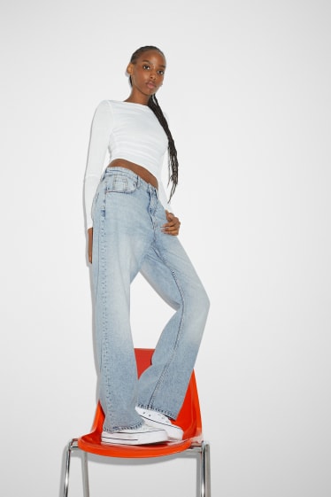Donna - CLOCKHOUSE - baggy jeans - vita media - jeans azzurro