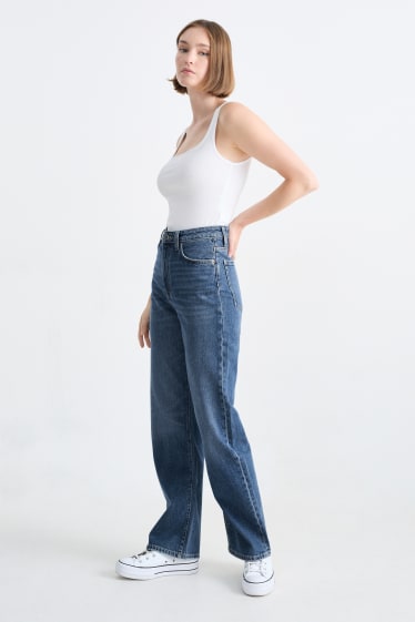 Women - Loose fit jeans - high waist - blue denim