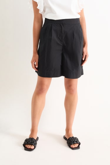 Women - Shorts - high waist - black