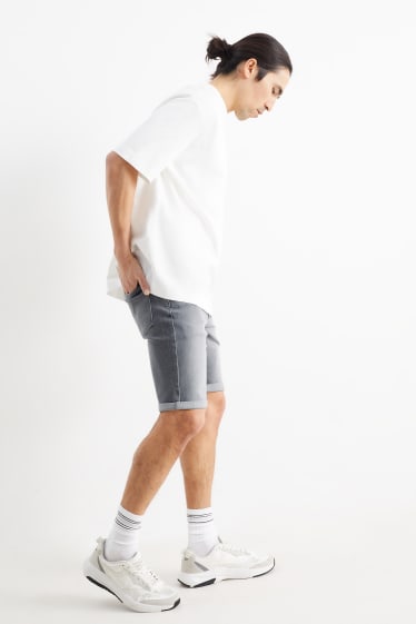 Uomo - Shorts di jeans - LYCRA® - jeans grigio chiaro