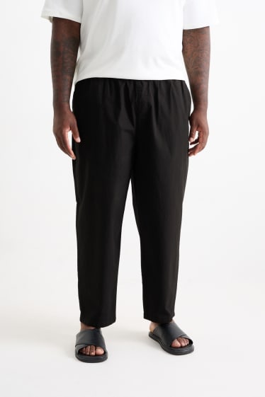 Men - Chinos - tapered fit - black
