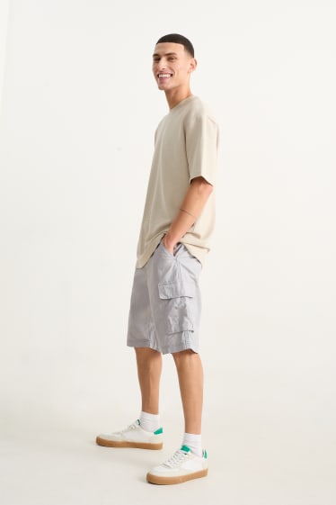 Hommes - Short cargo avec ceinture - gris clair