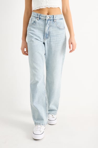 Teens & young adults - CLOCKHOUSE - baggy jeans - mid-rise waist - denim-light blue