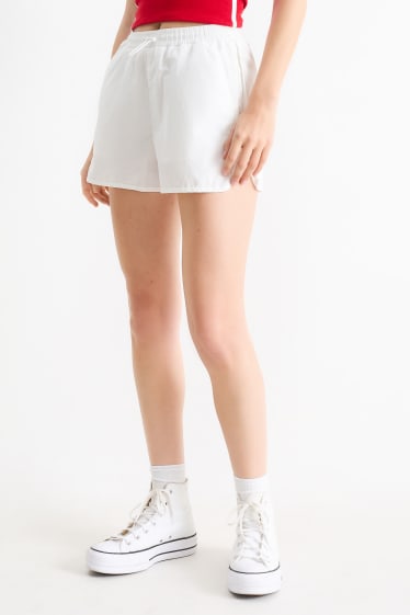 Dona - CLOCKHOUSE - pantalons curts - blanc