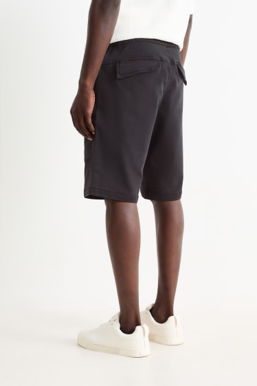 Men - Cargo shorts - LYCRA® - black