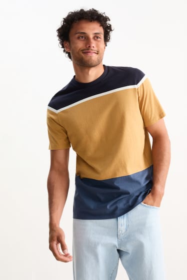 Men - T-shirt - light brown