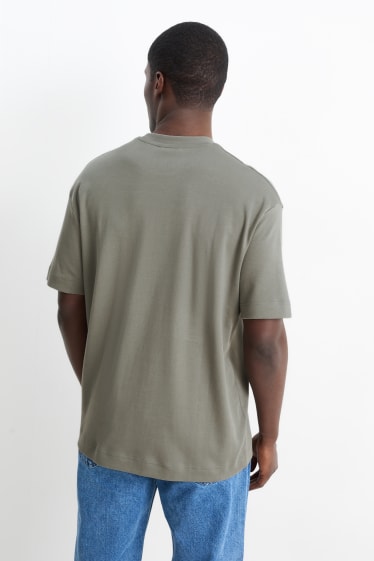 Herren - T-Shirt - Regular Fit  - grün