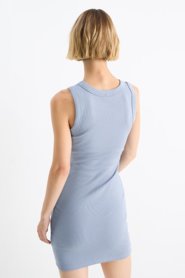 Damen - Figurbetontes Kleid - hellblau