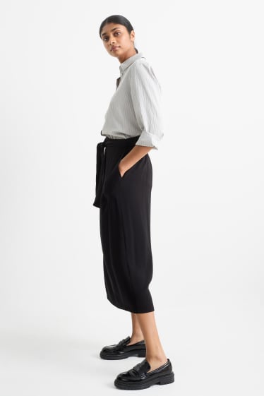 Women - Skirt - black