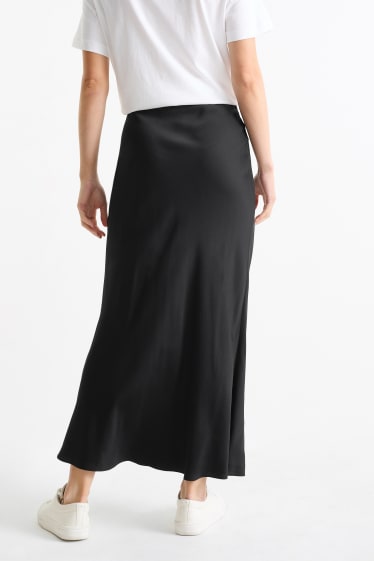 Women - Satin skirt - black