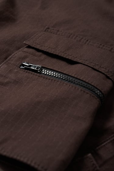 Nen - Pantalons cargo - marró fosc
