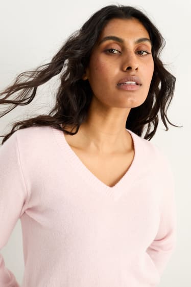 Women - Cashmere V-neck jumper - rose