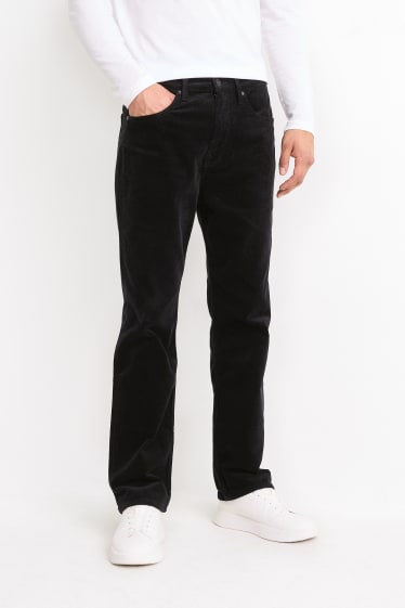 Mężczyźni - Spodnie sztruksowe - regular fit - czarny