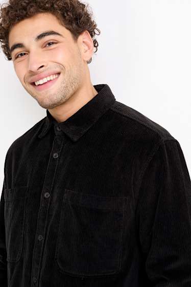 Uomo - Camicia di velluto a coste - relaxed fit - collo all'italiana - nero