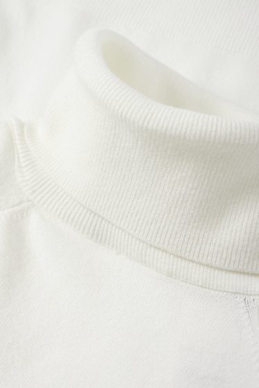 Femmes - Pullover à col roulé - blanc