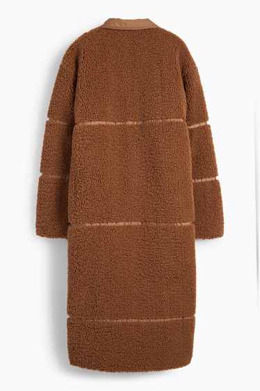Femei - Palton de pluș - maro