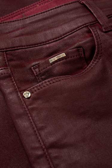 Femmes - Slim jean - mid waist - rouge foncé