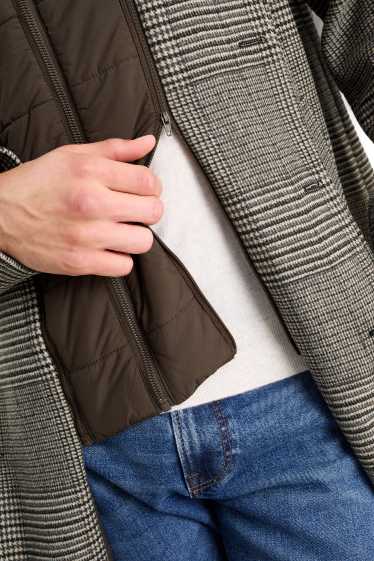 Mężczyźni - Płaszcz - styl 2 w 1 - w kratę - brązowy