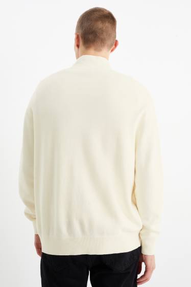 Home - Jersei - blanc trencat