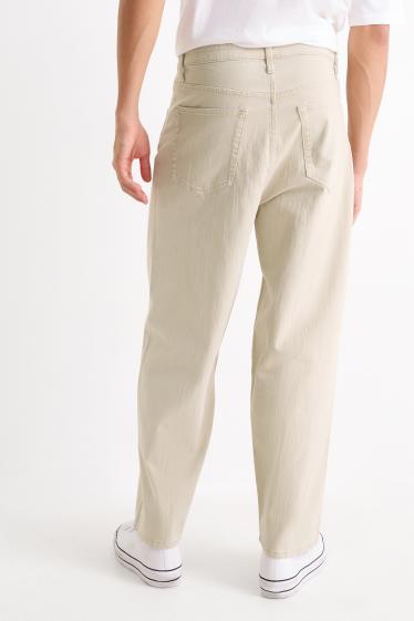 Hommes - Baggy jean - taupe