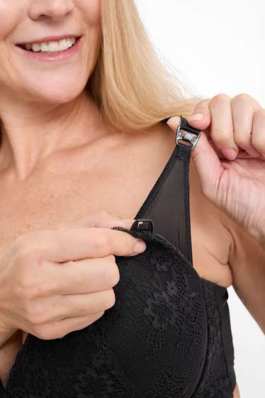 Femei - Sutien pentru alăptare fără armătură - vătuit - negru