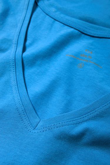 Damen - Basic-T-Shirt mit V-Ausschnitt - Slim Fit - blau