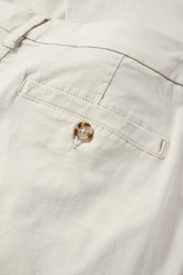 Men - Chinos - tapered fit - cremewhite