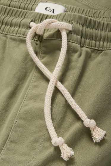 Men - Shorts - green