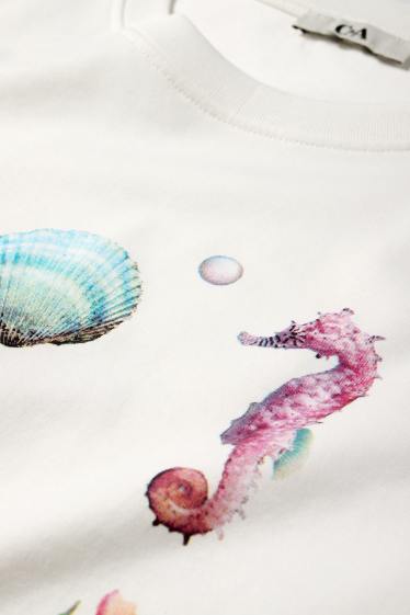 Women - T-shirt - oversized - white