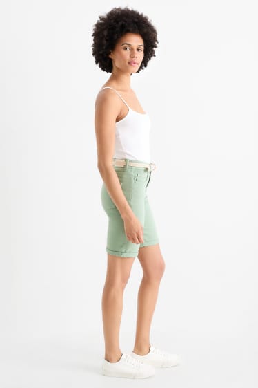 Women - Denim Bermuda shorts with belt - mid-rise waist - green
